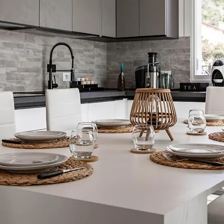 Διαμέρισμα H11 Ml House Giardino- Parcheggio